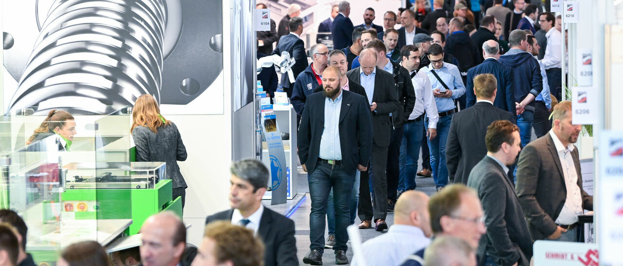 Bondexpo Internationale Fachmesse für Klebtechnologie csm Erfolgreiche Motek 2019 mit Arena of Integration 27471e85bc uai