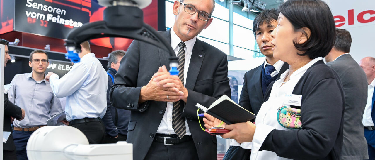 Bondexpo Internationale Fachmesse für Klebtechnologie csm Motek 2019 Schmalz 1d931858f3 uai